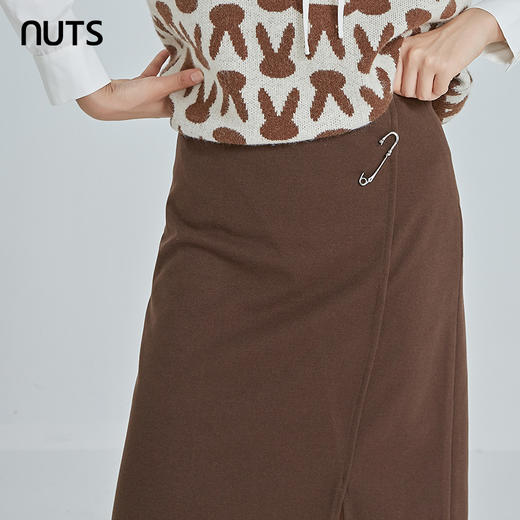 NUTS秋冬款棕色时尚通勤气质开叉直筒中长款半身裙女241063043B 商品图3