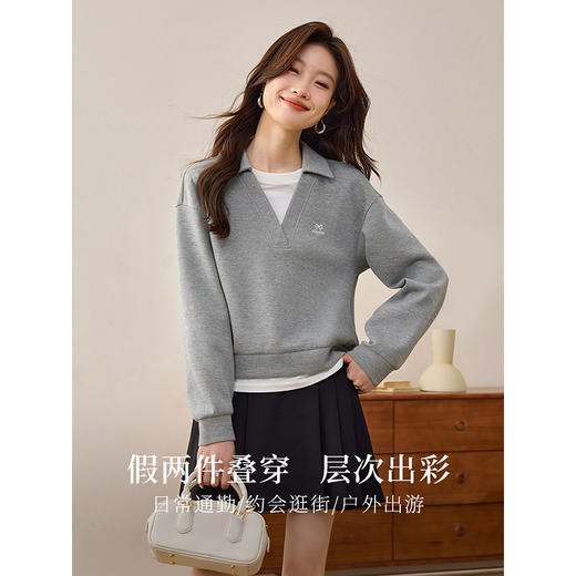 【年终特卖】熙世界2025春秋新款学院风假两件卫衣女宽松休闲套头拼接翻领上衣 商品图1