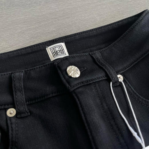 【1月6日  下午15:00 秒杀】偷偷美 厚奥粒绒 黑色 窄版 厚绒直筒裤 商品图4