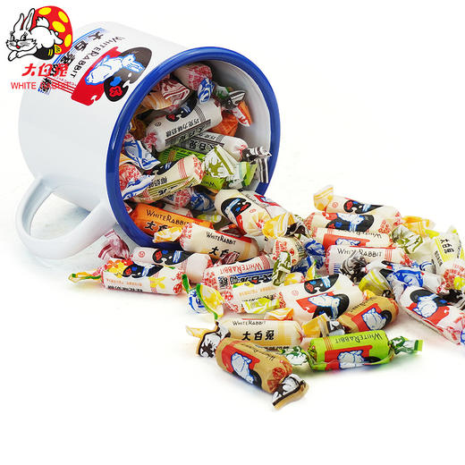 【快乐的真谛，需要用一“杯”子去品尝~】大白兔奶糖混合散装口味 结婚喜糖儿童糖果 零食礼物年货-QQ 商品图0
