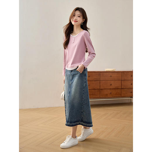 【1件71折】熙世界叠穿假两件长袖T恤女设计感2025春秋新款圆领正肩打底上衣 商品图4