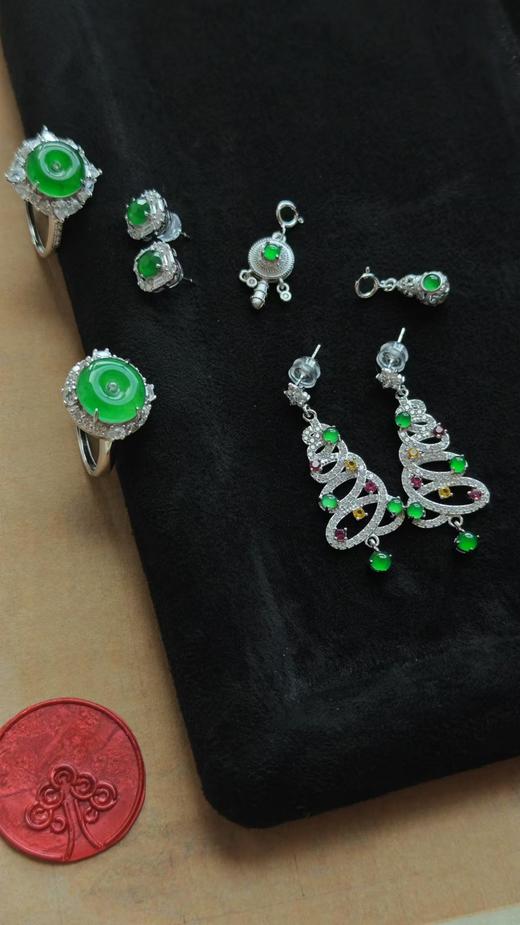 新年· 翡翠小事【嘉石566】 商品图0