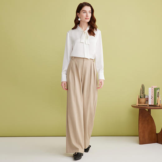 EITIE爱特爱春季新款温柔百搭显瘦飘带上衣7713402 商品图2