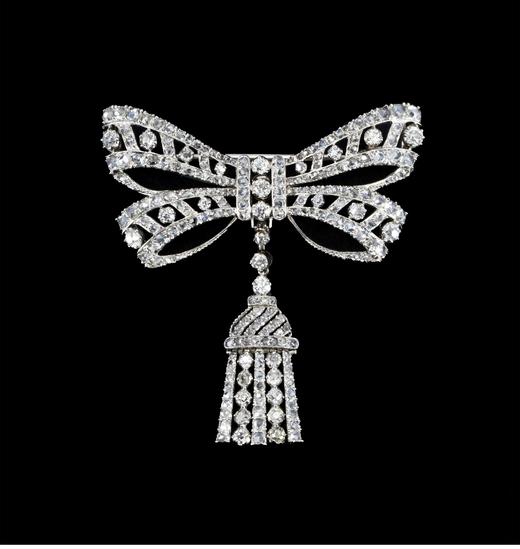 独角鹿西洋古董 1910年代比利时出品美好时代风格铂金镶嵌钻石蝴蝶结流苏造型胸针 商品图0
