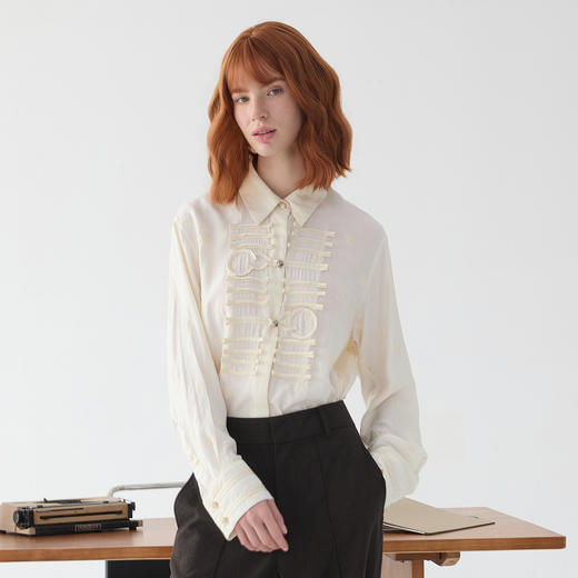 谜底提花衬衫长袖女2025春新品通勤风柔美宽松盘口衬衣251MC0100 商品图0