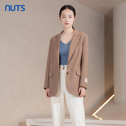 NUTS冬季新品时尚气质高雅英伦风休闲宽松西装外套女241048167B 商品图0