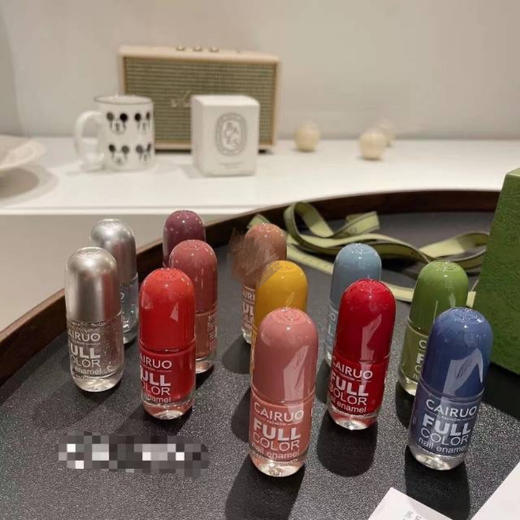 【美甲好物丨吾家彩若可撕拉指甲油1盒装】 一盒6色，牢固度持久饱和度高，质地润滑易涂，光泽度强，毛刷均匀不分叉，可以一整片撕下来，两个色系可选，随心搭配都好看，一周指甲不重样的美丽~ 商品图5