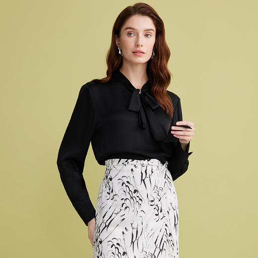 EITIE爱特爱春季新款温柔百搭显瘦飘带上衣7713402 商品图7