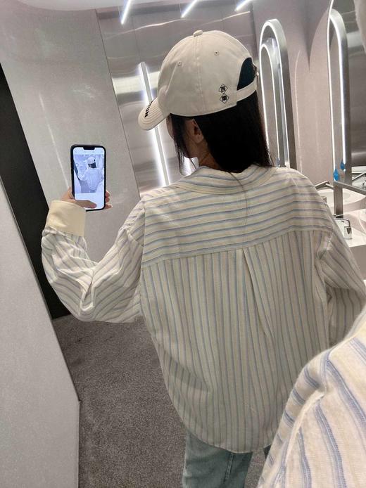 顺丰包邮洛诗琳40611简约设计感四角绣线口袋条纹休闲衬衫女209 商品图6