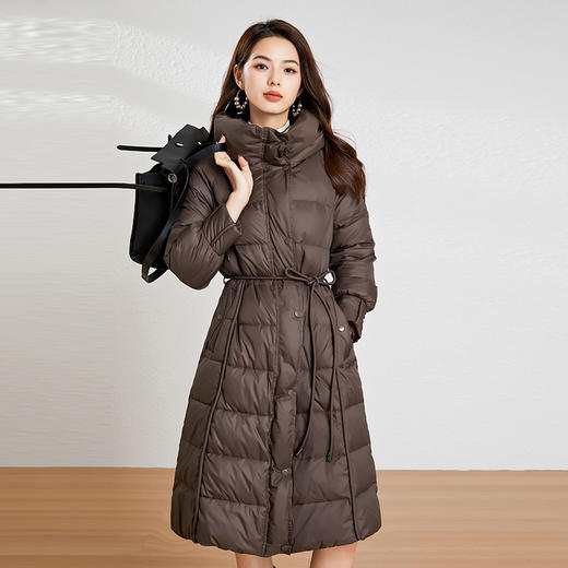 【高货kbnq】全新升级【铂金会员910/天猫1239/差价329】(22606) 洛诗琳新款简约风时尚修身90绒加厚保暖连帽冬天外套 商品图1