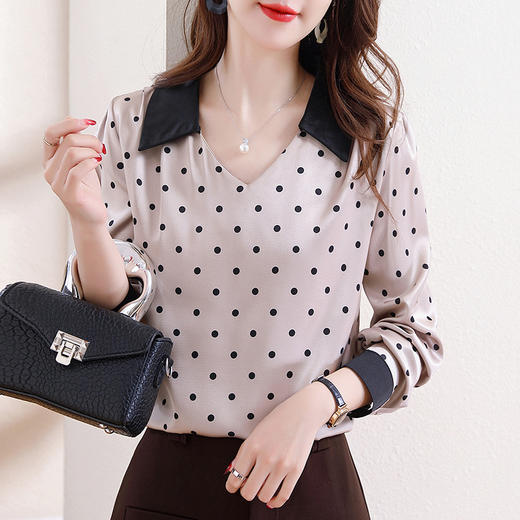 KQLE324N1211 2025春季新款宽松显瘦醋酸波点拼接领休闲衬衣修身显瘦小衫 商品图1
