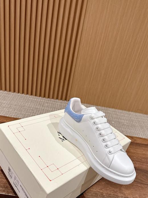 麦昆当之无愧算是小白鞋里的经典小白鞋（MT） 商品图3