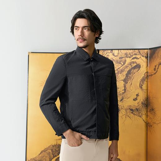 【中华立领】柒牌男士翻领夹克2025春季新款国风盘扣提花肌理外套128K70630 商品图4