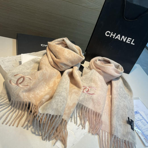 秋冬特惠💰280【CHANEL·香奈儿 】喜欢有颜值，高质量的亲可入手，名媛单品，无论怎么搭配都是满满的气质感 商品图2
