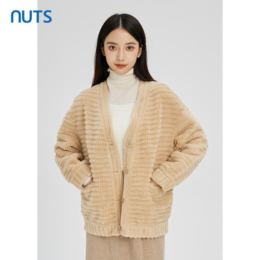 NUTS冬款气质百搭V领设计感毛绒条纹宽松显瘦中外套女241042416B 商品图1
