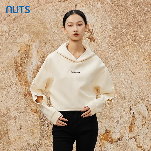 NUTS休闲简约气质通勤短款百搭宽松连帽卫衣女341021108 商品图1