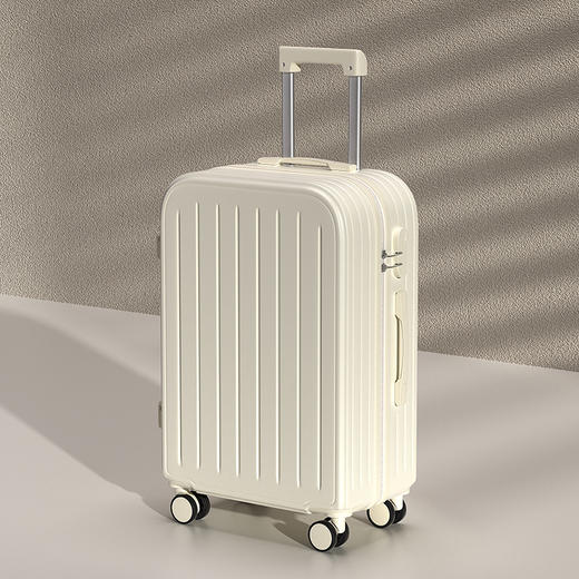 【轻盈便携！旅行出差必备】时尚旅人选择，轻便静音，多功能收纳；糖果色拉链随心搭，防爆拉链安心用。旅途中不再无聊，乘车充电便捷省；多向万向轮，轻松穿梭人潮间！ 商品图13