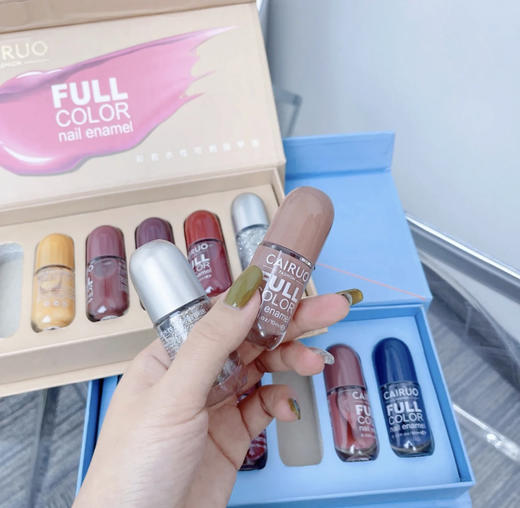 【美甲好物丨吾家彩若可撕拉指甲油1盒装】 一盒6色，牢固度持久饱和度高，质地润滑易涂，光泽度强，毛刷均匀不分叉，可以一整片撕下来，两个色系可选，随心搭配都好看，一周指甲不重样的美丽~ 商品图6