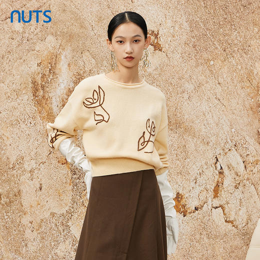 NUTS春季新款气质百搭通勤设计感薄款短款毛衣上衣打底女342052028 商品图0