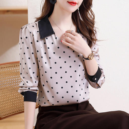 KQLE324N1211 2025春季新款宽松显瘦醋酸波点拼接领休闲衬衣修身显瘦小衫 商品图0
