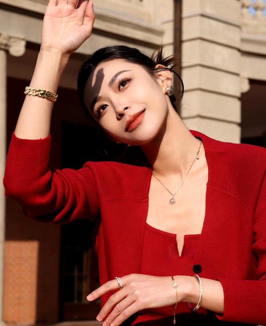 施华洛世*生肖蛇珍朱项链耳钉，向蛇年致上美丽的敬意 商品图3