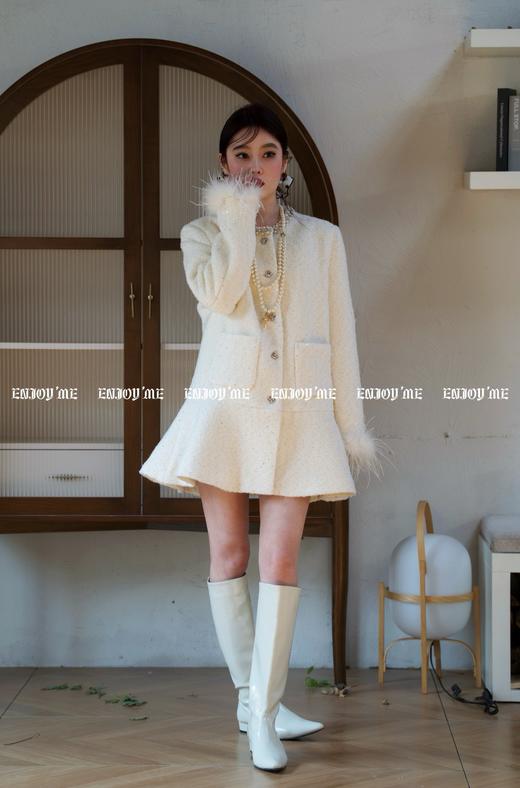 【门店同款】ENJOY冬季漂亮朋友鱼尾夹羽绒小香外套 160704103 商品图0