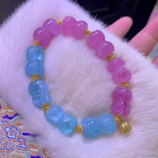 12mm-15mm单圈粉蓝莲花珠碧玺手链 商品图1
