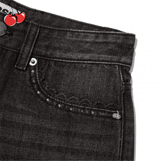 【分销】KIRSH 女 樱桃烫钻牛仔短裤 KKRMCDS502M 商品图3