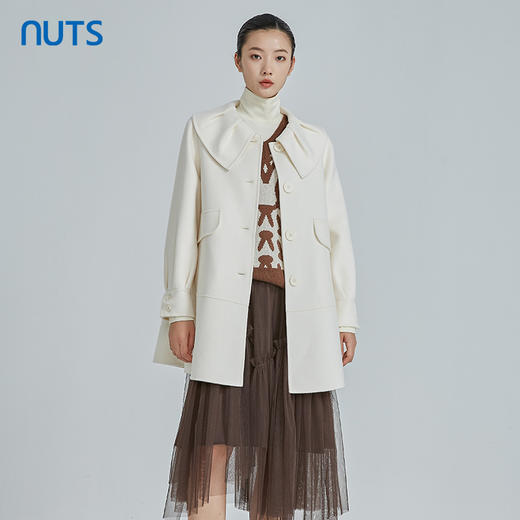 NUTS白色百搭减龄气质娃娃领手工呢料中外套女241155126 商品图0