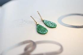 绿如意和绸缎金 ｜干青黄金耳钩