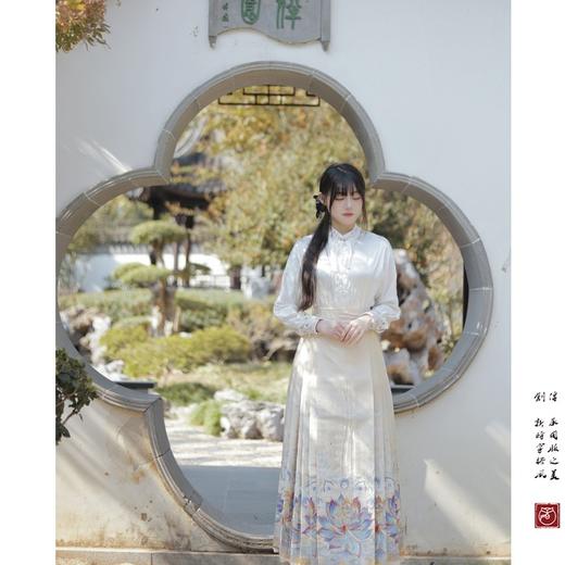【菩萨蛮.莲升】明制汉服织金仿妆花工艺马面裙套装日常优雅新中式 商品图0