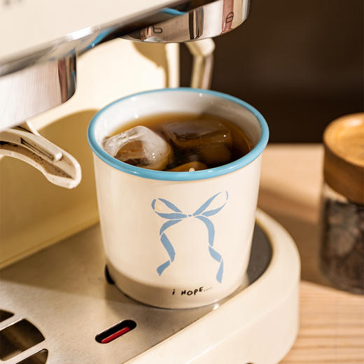 摩登主妇陶瓷咖啡杯2025新款家用喝水杯马克杯牛奶早餐杯子手握杯 商品图4