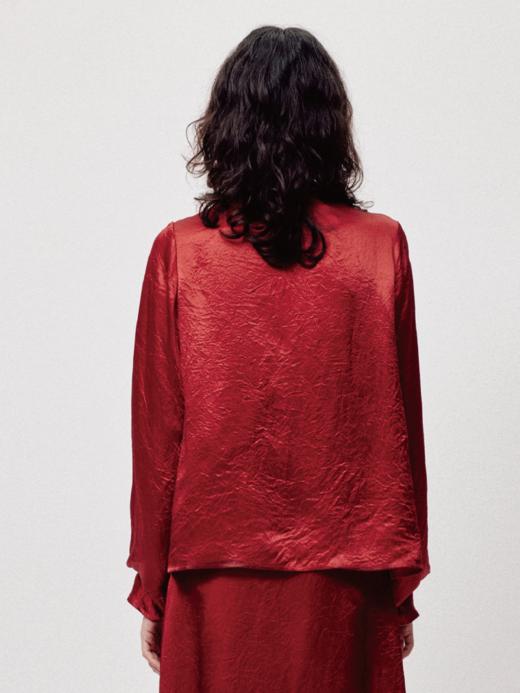 LIYIHAN红之绸丨25春新年新中式醋酸立领上衣缎面压褶垂感衬衫 商品图4