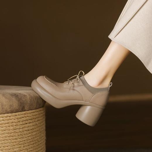 【预售5天】里外全皮粗跟圆头防水台前系带深口单鞋头层羊皮轻便高跟小皮鞋NWS1&N9682 商品图1