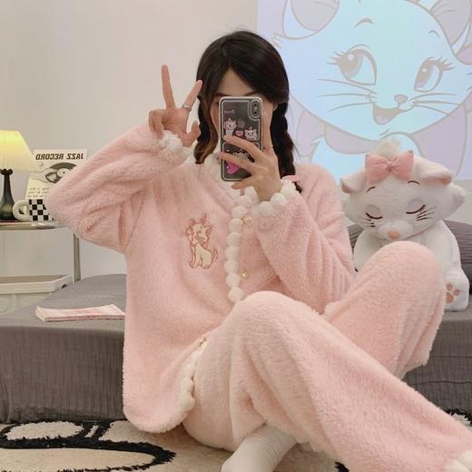 【双面加绒❗️刺绣法兰绒睡衣】冬季加绒加厚睡衣，胸前刺绣精致可爱，法兰绒家居服套装甜美可爱风女士睡衣 商品图0
