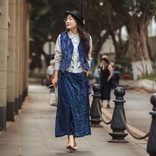 【林栖设计小店】【林栖推荐】【现货】蓝印花布传统百搭2025春季新品双面双穿马甲背心女1951162 商品图3