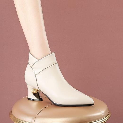 【预售5天】粗跟短靴时尚拼色尖头显瘦马丁靴新款舒适侧拉链牛皮短筒单靴女JLD&A09 商品图4