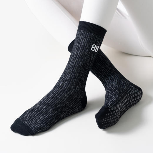 【5双起批，10双以上包邮】新款女瑜伽袜小腿袜ins潮百搭日系时尚运动普拉提袜刺绣B字堆堆袜 商品图7