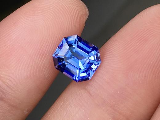 2.3ct刻面蓝宝石裸石 商品图0