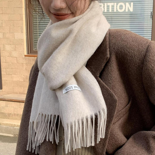 澳洲100%纯羊毛围巾 百搭秋冬围脖 加厚保暖披肩 简约流苏 围巾 商品图2