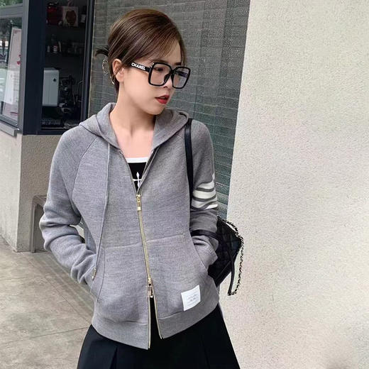 带帽左袖四杠羊毛拉链外套 9521010076 商品图0