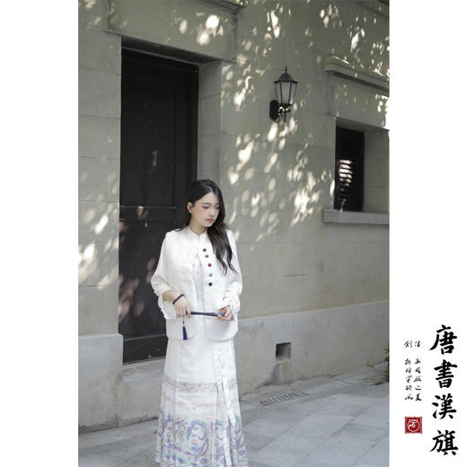 【鸾蕖.月白】白色国风刺绣素雅高级马面裙套装日常优雅新中式 商品图2