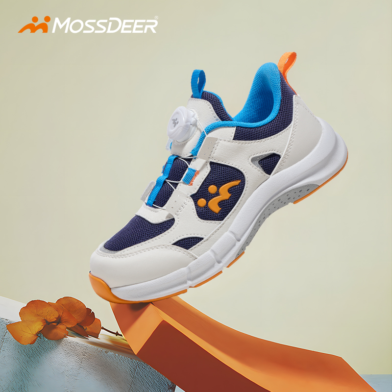 Mossdeer/摩斯迪儿 儿童运动鞋男童跑步扁平足鞋2024秋冬款男女中大童旋纽扣鞋 6005