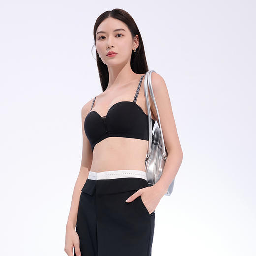 【代言人同款】都市丽人女神杯内衣软尺码中厚泳布无痕树脂胶圈常规文胸LBH1A1 商品图10