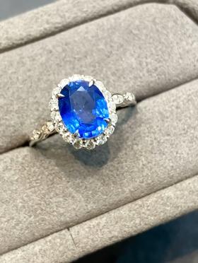 2.15ct刻面蓝宝石戒指