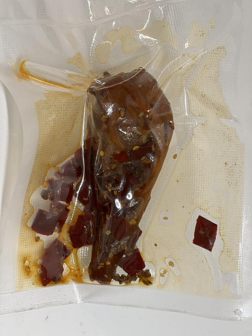 香辣鸭头整支装 新鲜现做 商品图0