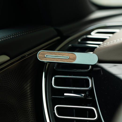 车载香薰 | 云漫系列 跑道车载香薰扩香器 汽车用品 商品图4