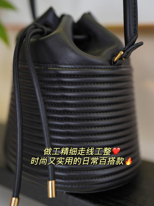 欧洲小众高奢品牌跟单工厂🏭资源福利羊皮包包！稀缺资源、质感无比柔软细腻！时髦好搭~独一无二不撞款！ 商品图5