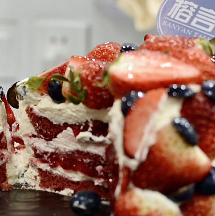 甜野草莓【红丝绒蛋糕、鲜草莓、树莓果酱】 商品图3