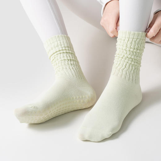 【5双起批，10双以上包邮】新品春秋短筒瑜伽袜子专业防滑普拉提女士堆堆袜纯色运动袜跑步袜 商品图6